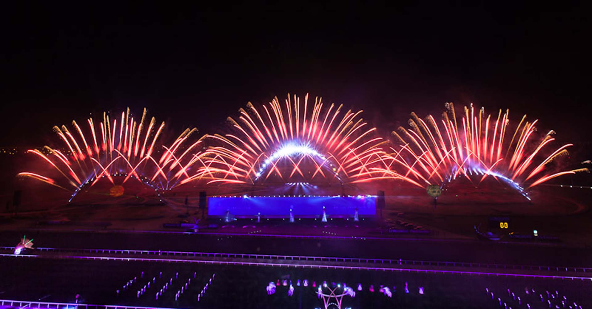 Pferderennen Worldcup Dubai Flash Art Feuerwerk Lasershows Multi